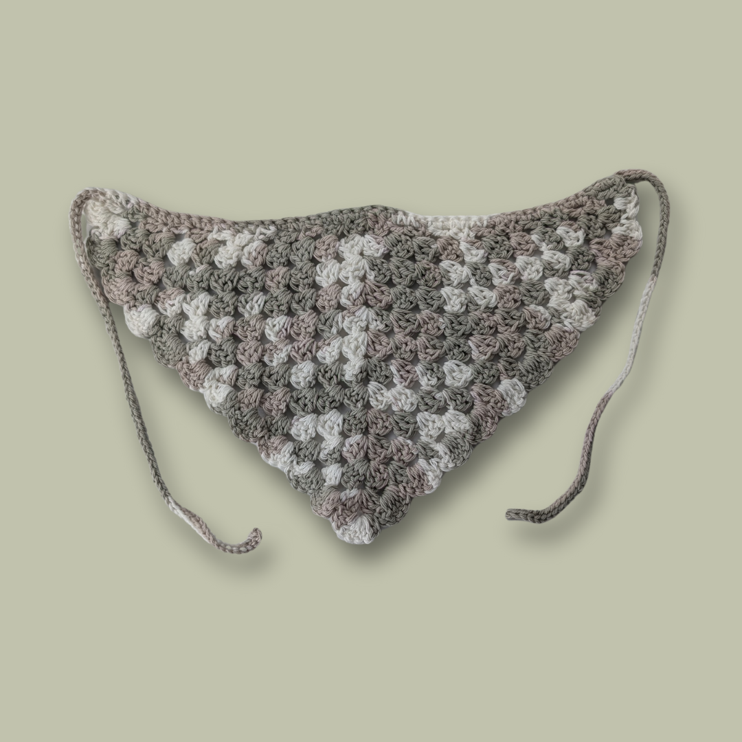 Scalloped edge bandana (multiple colours)
