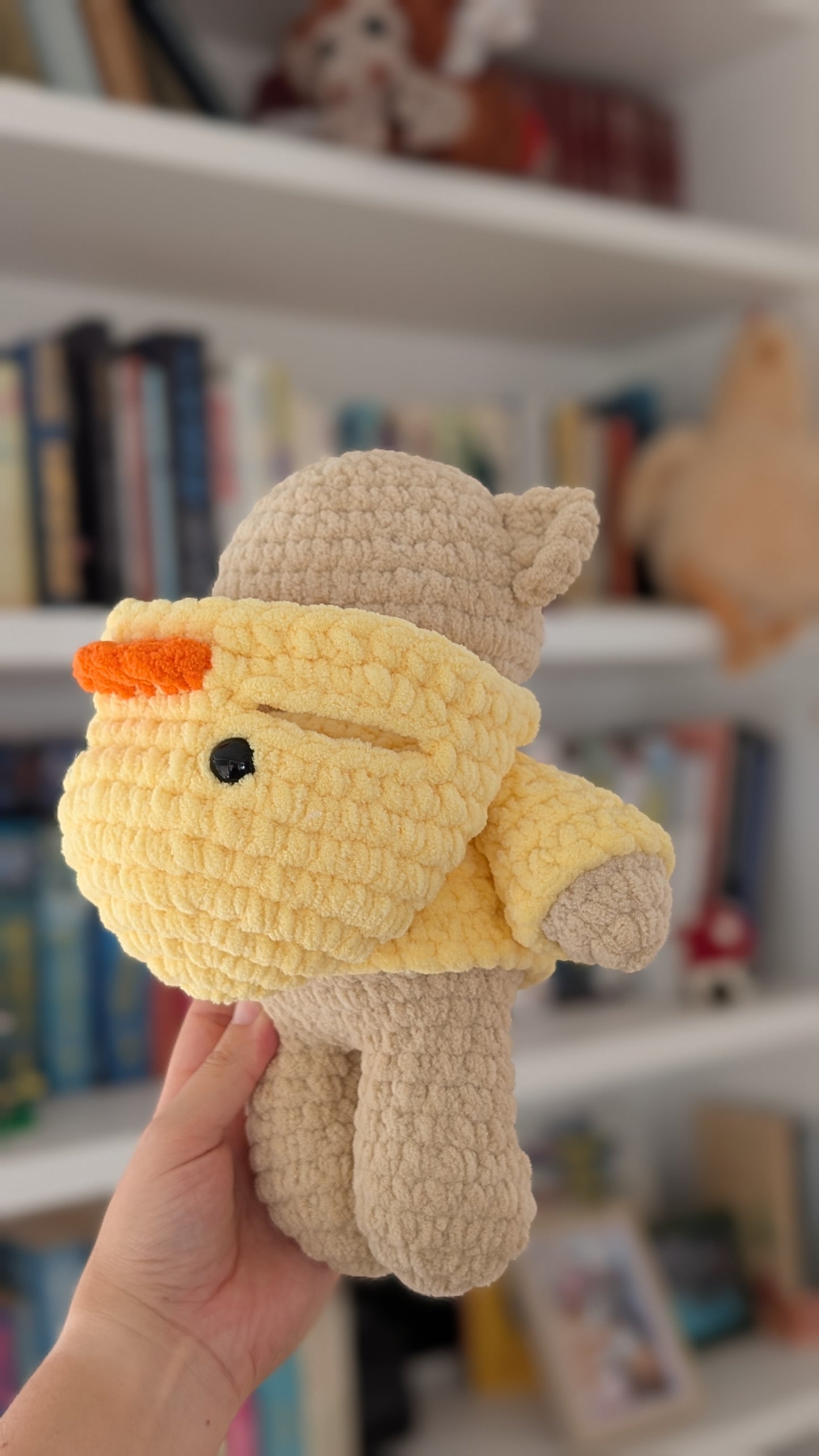 Hoodie Bear in Duck Outfit